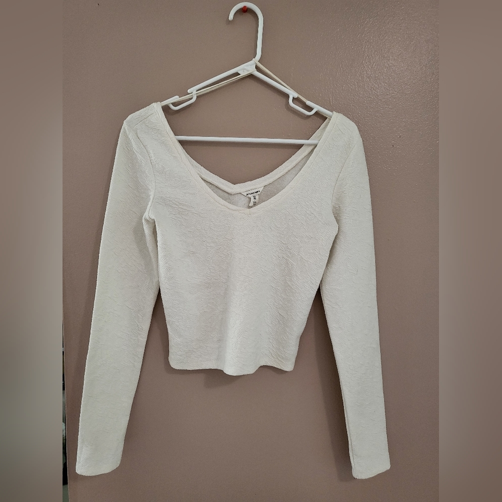 Bethany Mota v-neck crop top, white long sleeve